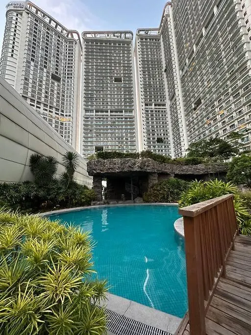 Acqua Private Residence Iguazu Tower 50Th Floor Manila 0*,